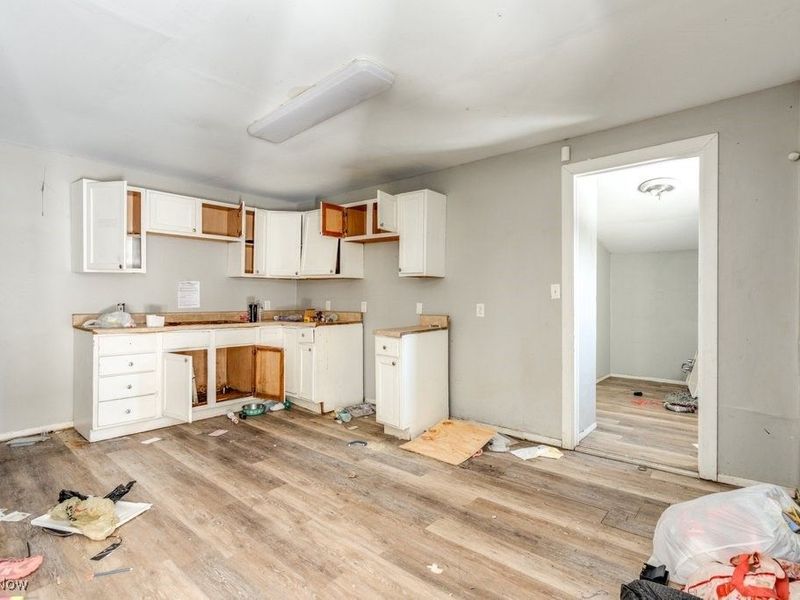 3646 Independence Road, Cleveland, OH 44105 Photo 11