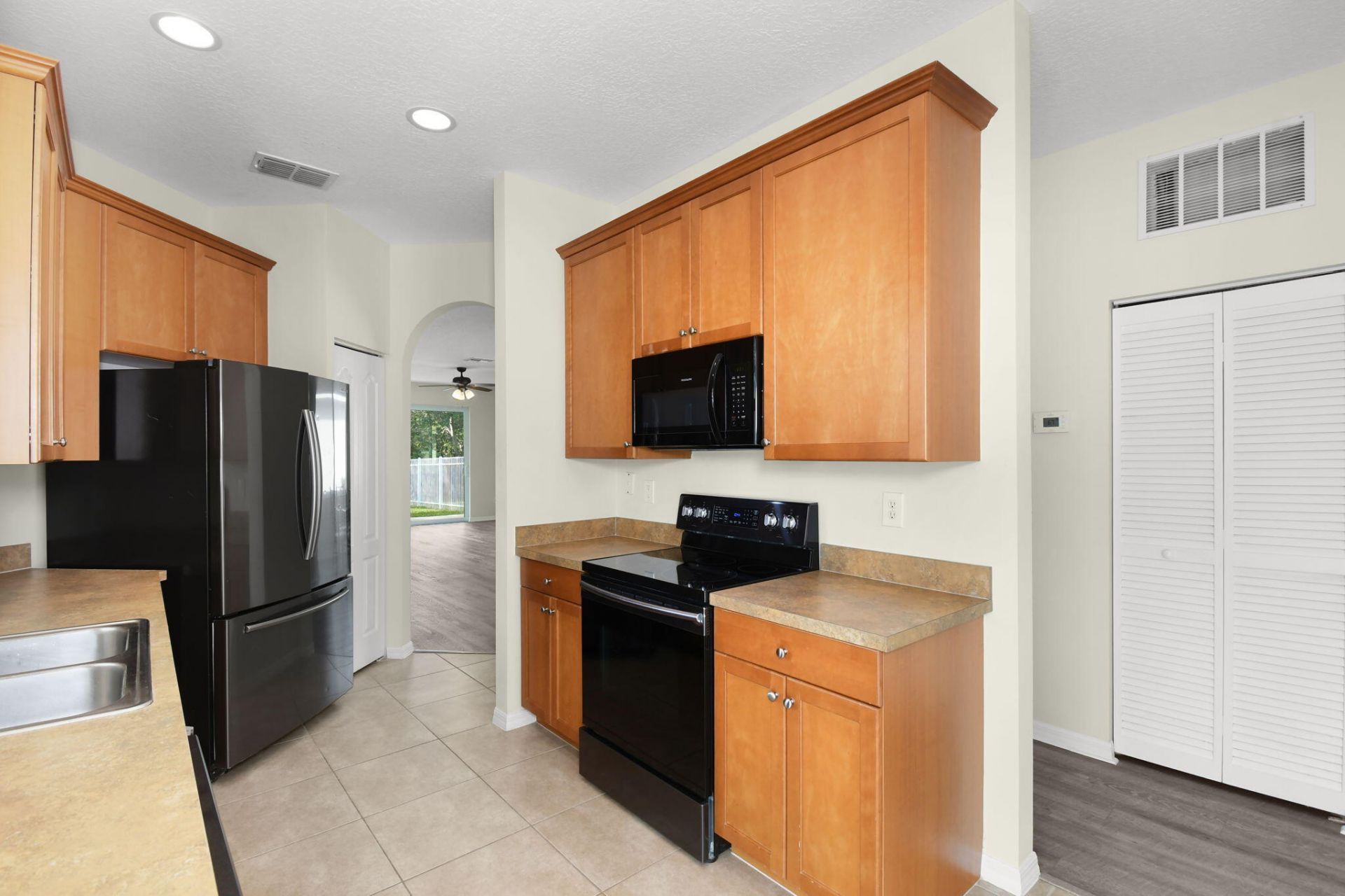 10033 SW Stonegate Drive, Port Saint Lucie, FL 34987 Photo