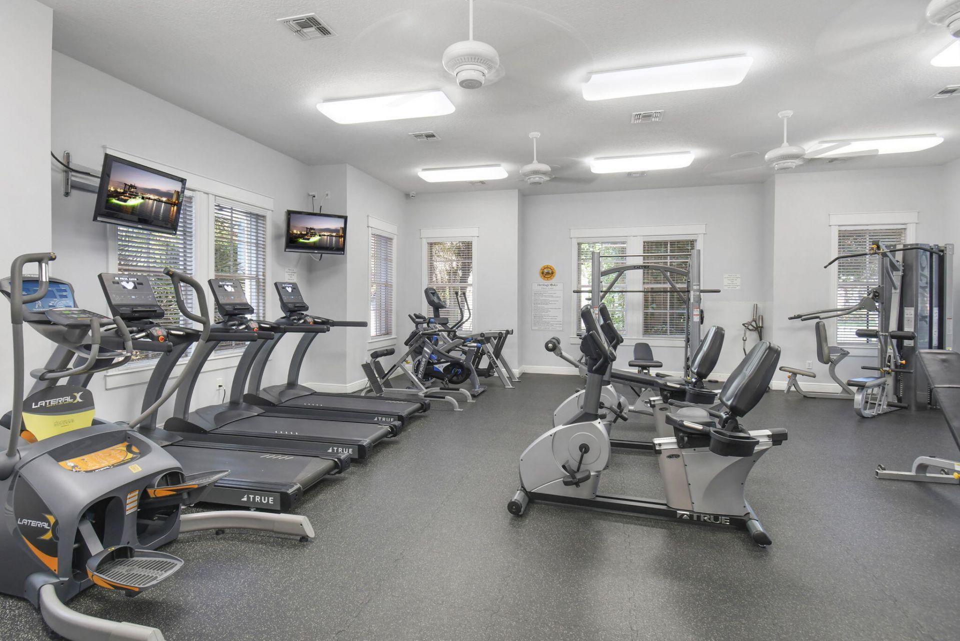 10033 SW Stonegate Drive, Port Saint Lucie, FL 34987 Photo