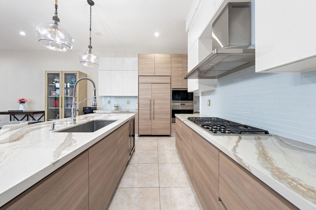 8225 Central Park Blvd, Doral, FL 33166 Photo