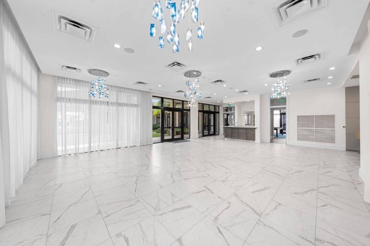 8225 Central Park Blvd, Doral, FL 33166 Photo