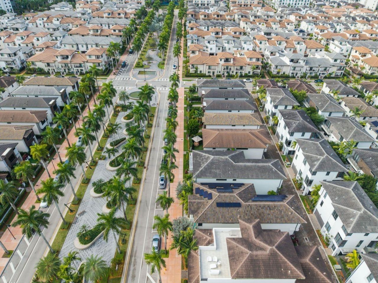 8225 Central Park Blvd, Doral, FL 33166 Photo