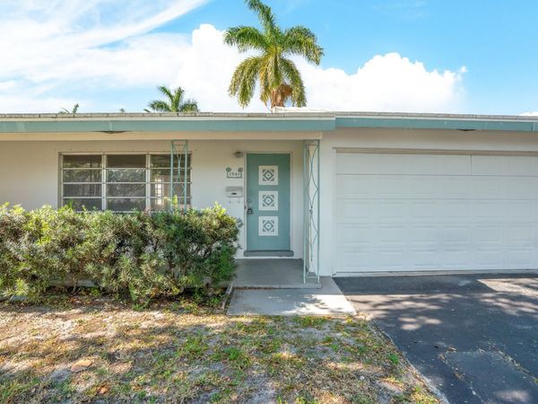 1941 NE 28th Ave, Pompano Beach, FL 33062