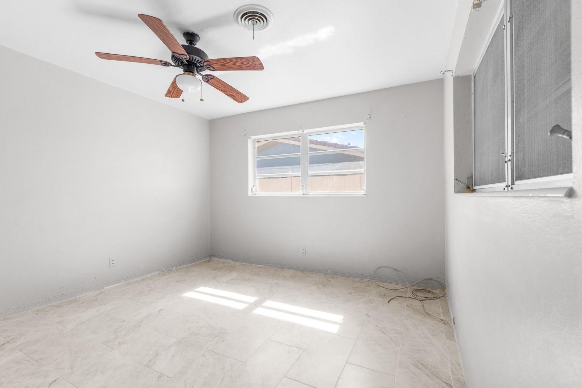 1941 NE 28th Avenue, Pompano Beach, FL 33062 Photo