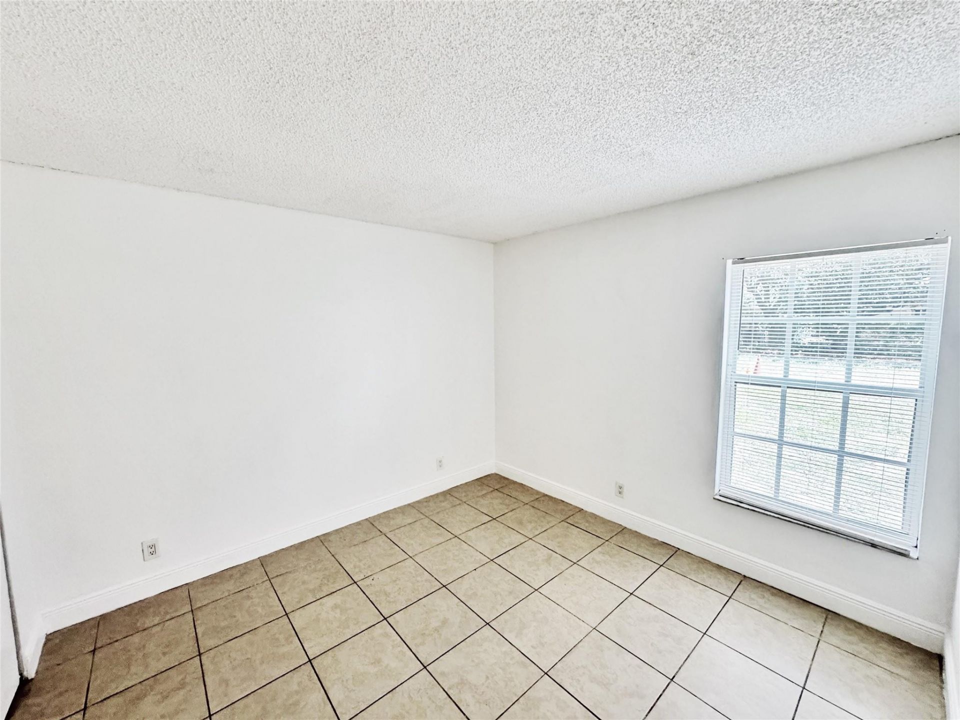 1136 NW 5th Court, Fort Lauderdale, FL 33311 Photo