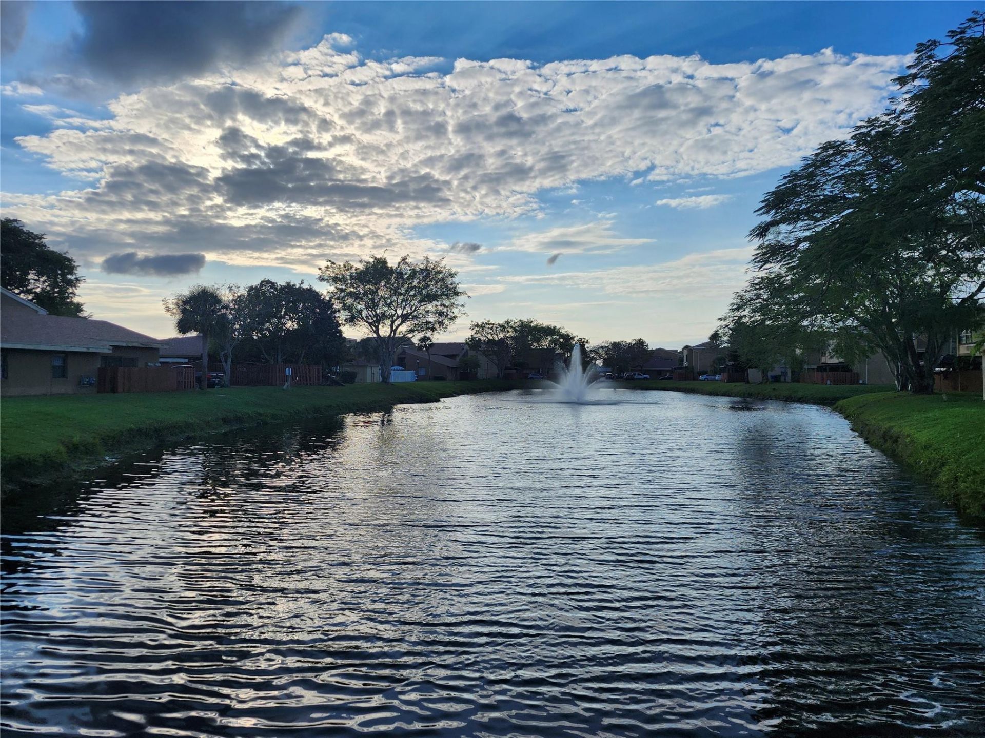 3027 E Missionwood Lane, Unit B, Hollywood, FL 33025 Photo