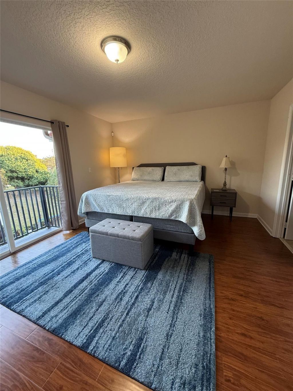 37 SE 3rd Avenue, Hallandale Beach, FL 33009 Photo