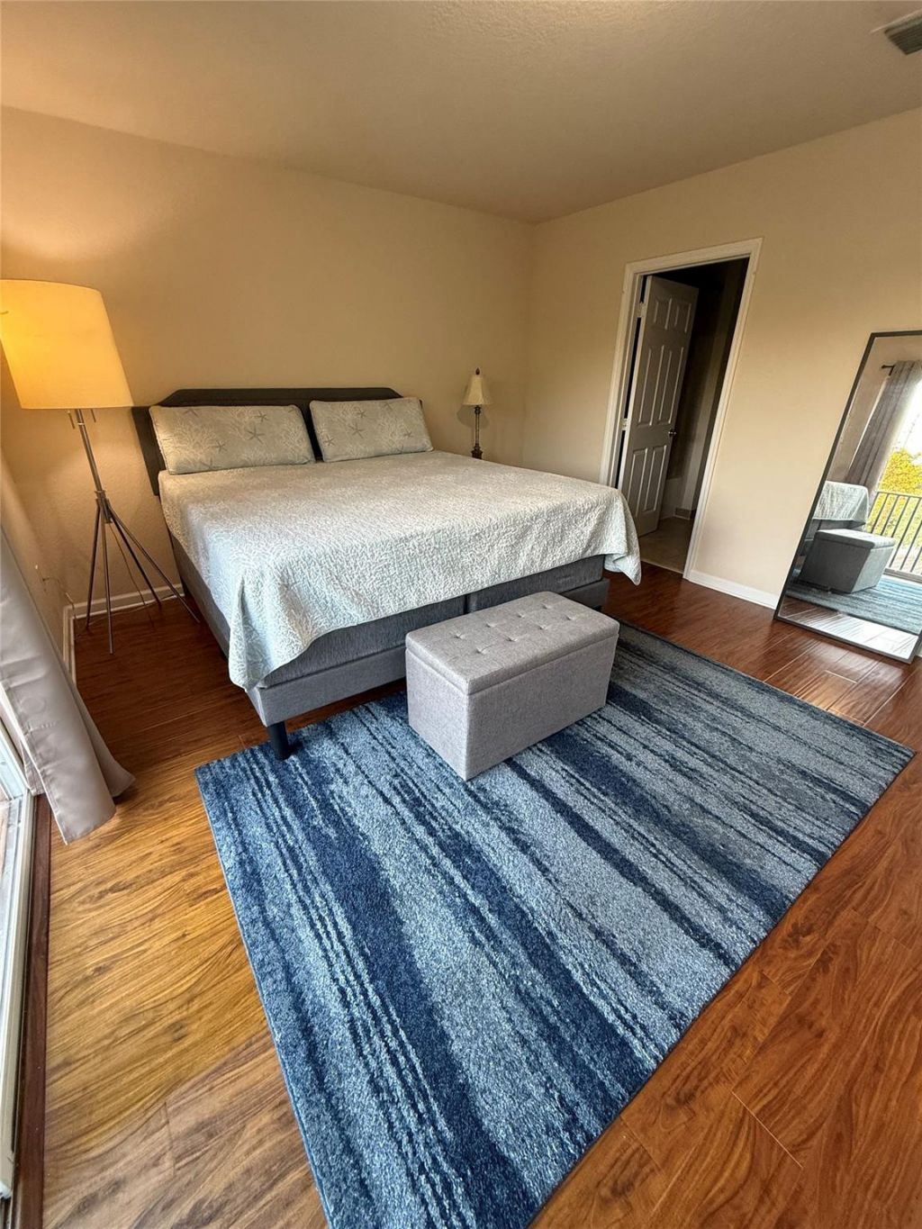 37 SE 3rd Avenue, Hallandale Beach, FL 33009 Photo