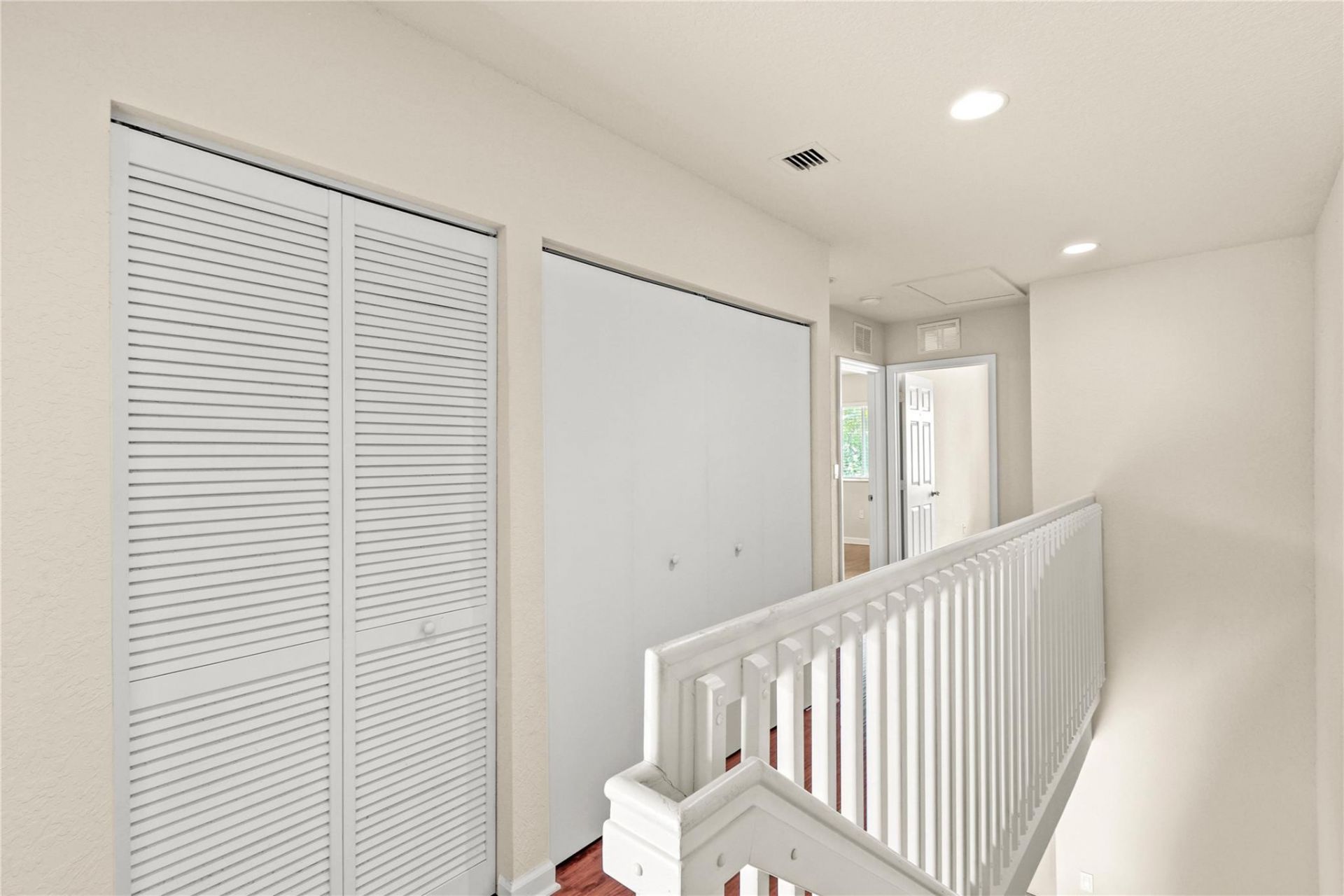 37 SE 3rd Avenue, Hallandale Beach, FL 33009 Photo