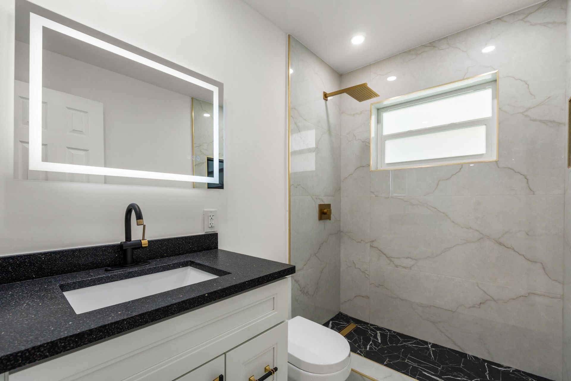 5210 NE 14th Way, Fort Lauderdale, FL 33334 Photo