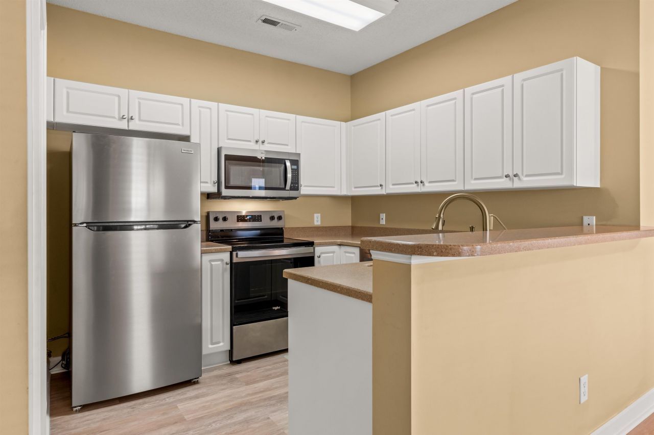 4509 Lightkeepers Way Photo 14