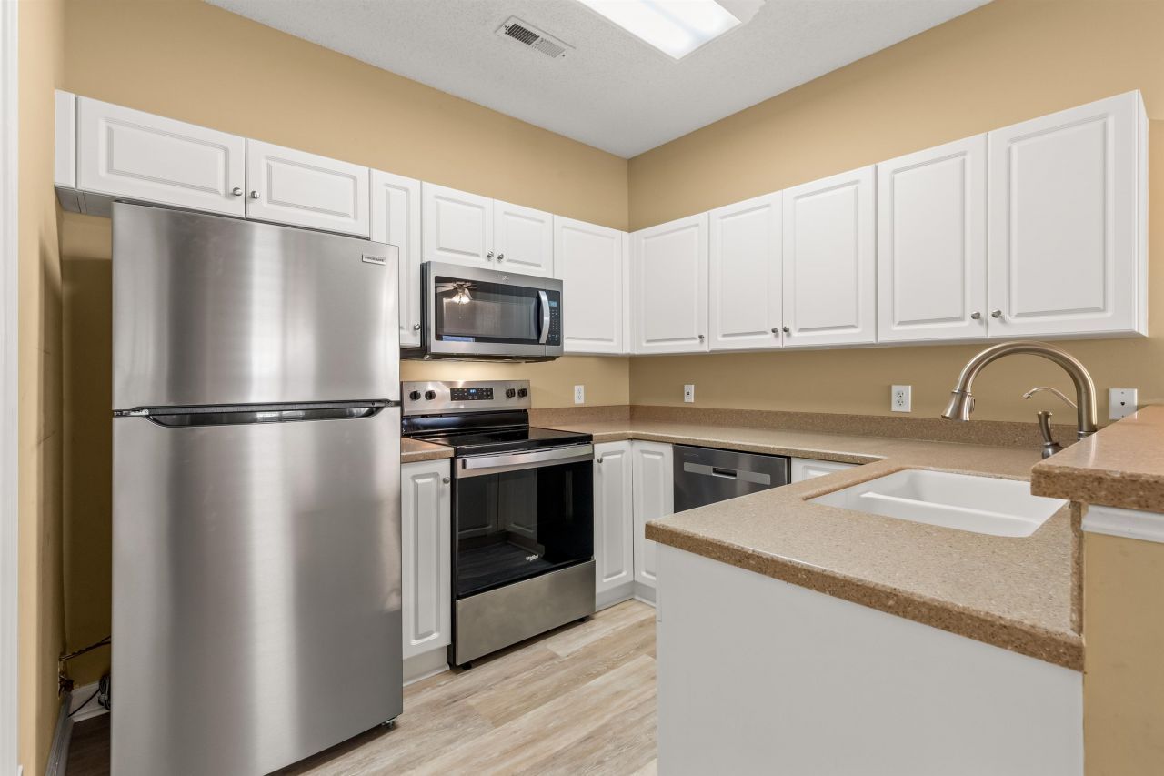 4509 Lightkeepers Way Photo 15