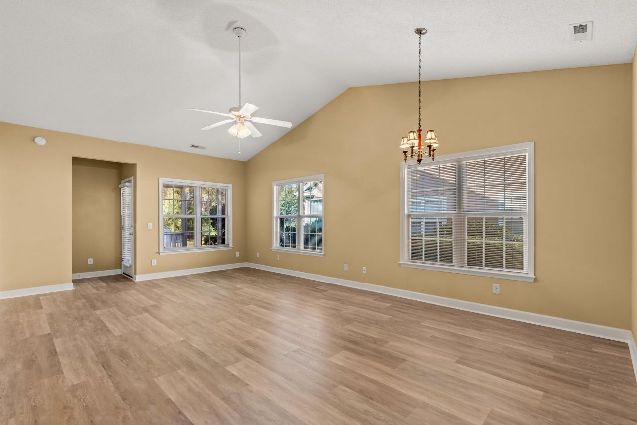 4509 Lightkeepers Way Photo 18