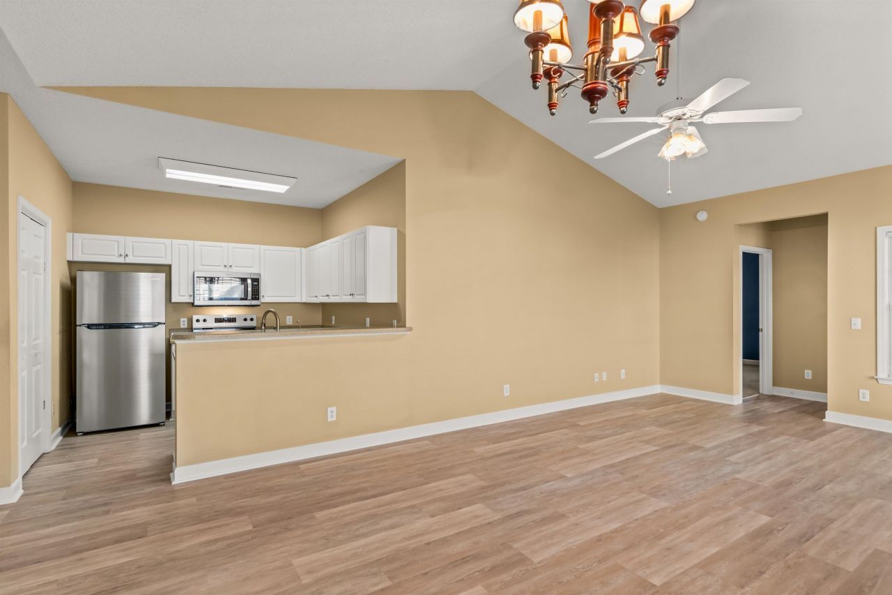 4509 Lightkeepers Way Photo 20