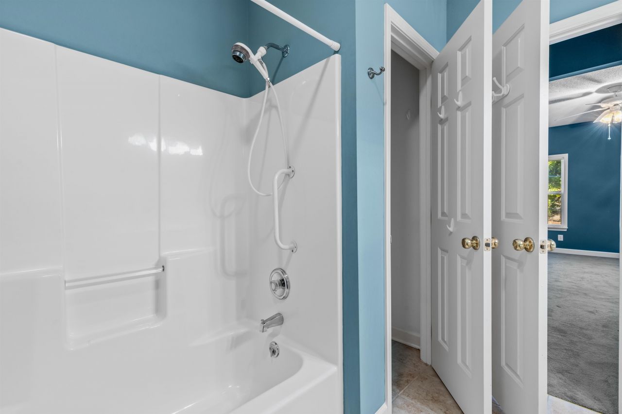 4509 Lightkeepers Way Photo 28