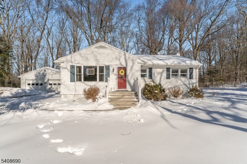 469 W Hill Rd, Lebanon, NJ 08826 Main Photo