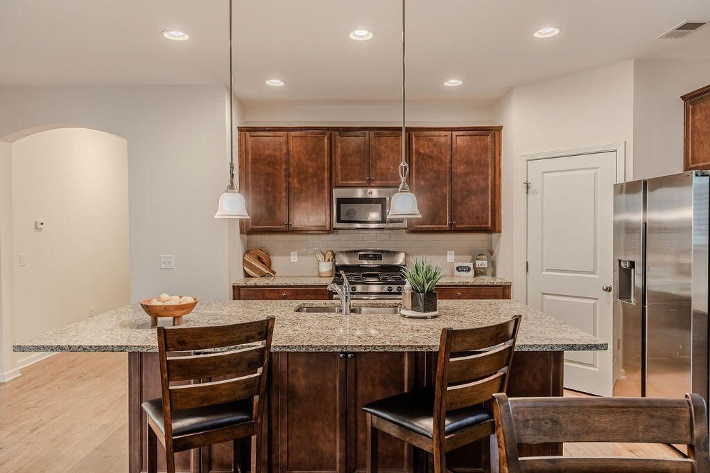 543 Man O War Lane Photo 14