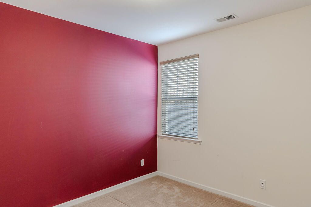 543 Man O War Lane Photo 15