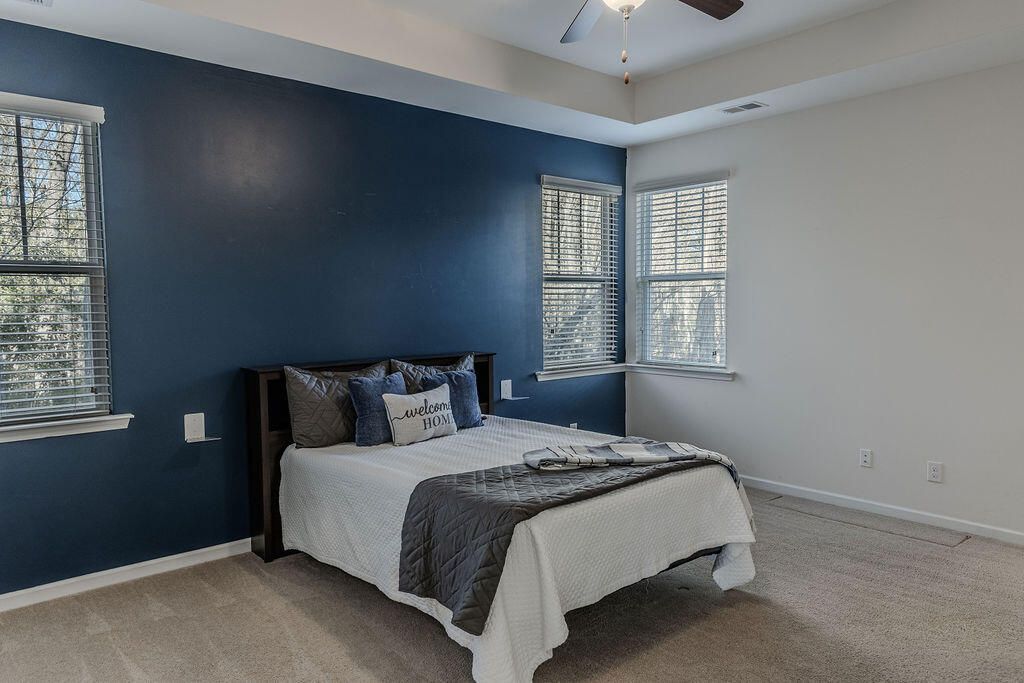 543 Man O War Lane Photo 23