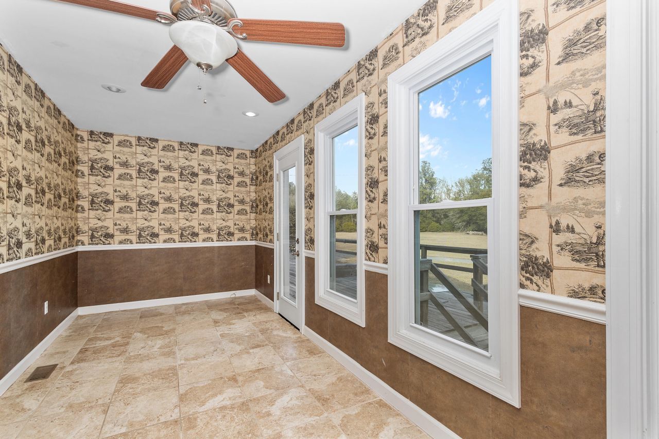 3039 Wolfe Creek Road Photo 11