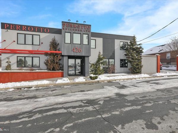 426 WARREN STREET, READING, PA 19601