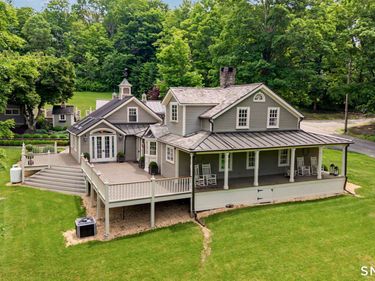 6 Hoyt, Sherman, CT 06784