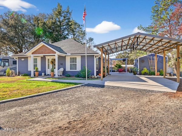 155 KINGFISH Avenue, Palatka, FL 32177