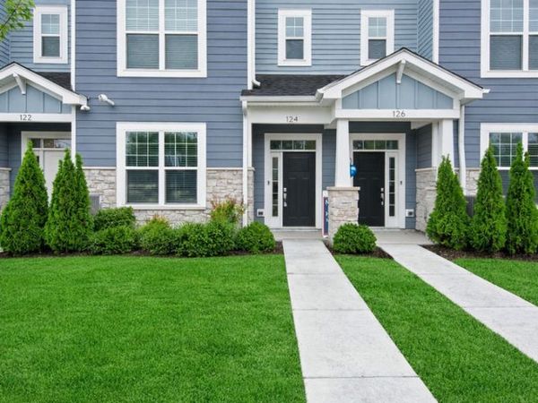 124 E Main Street, Cary, IL 60013