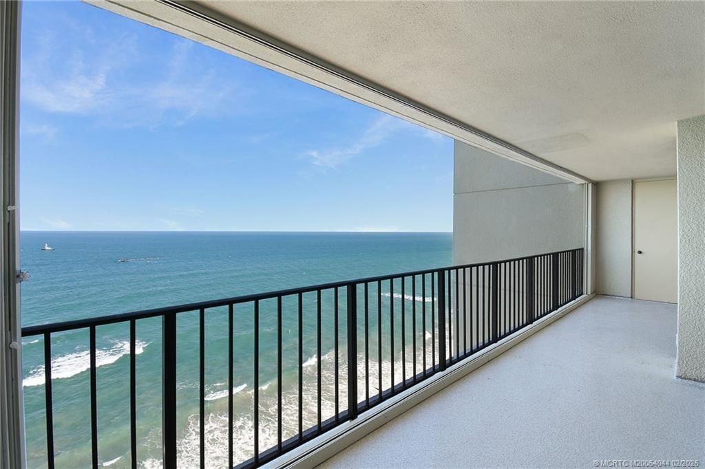 8750 S Ocean Drive, Unit 1635, Jensen Beach, FL 34957 Photo