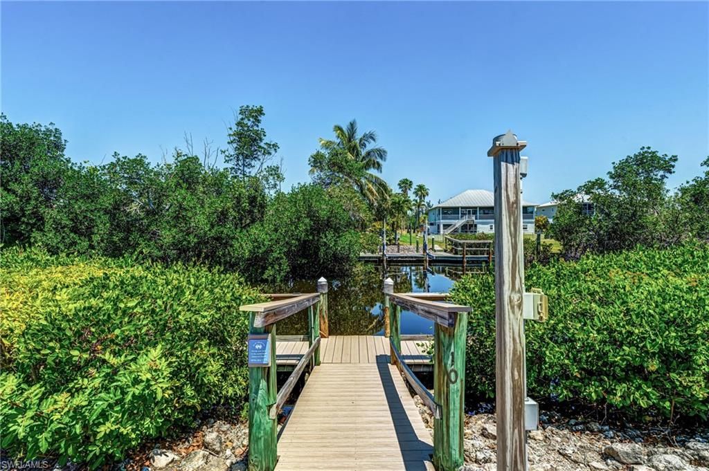 5261 Blue Crab Cir, Unit 5, Bokeelia, FL 33922 Photo