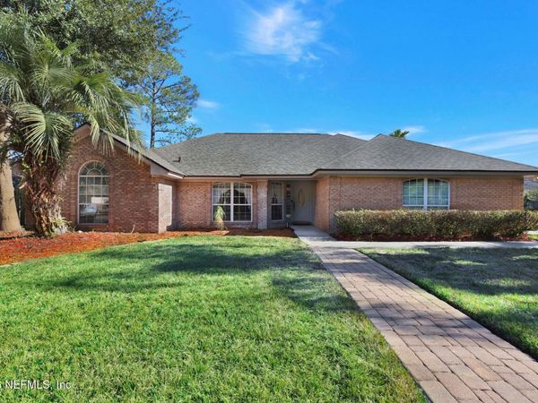 1945 HIBERNIA Court, Jacksonville, FL 32223