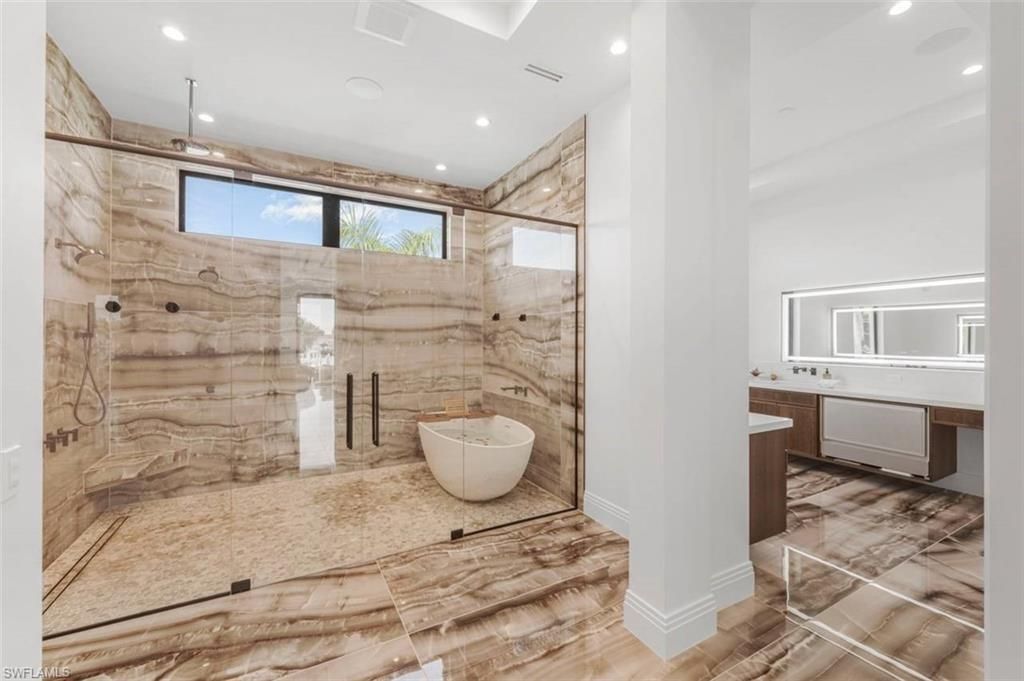 661 Amber Dr, Marco Island, FL 34145 Photo