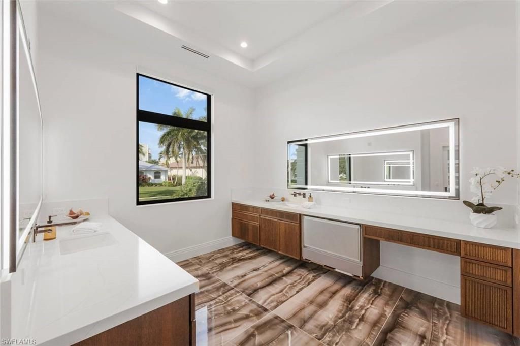 661 Amber Dr, Marco Island, FL 34145 Photo