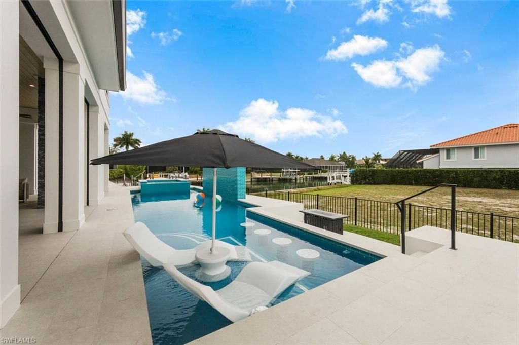 661 Amber Dr, Marco Island, FL 34145 Photo