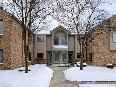 42739 Lilley Pointe Drive, CANTON, MI 48187