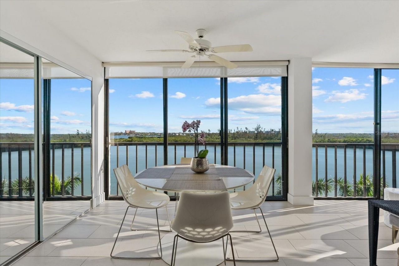 9393 Midnight Pass Road, Unit 606, Sarasota, FL 34242 Photo