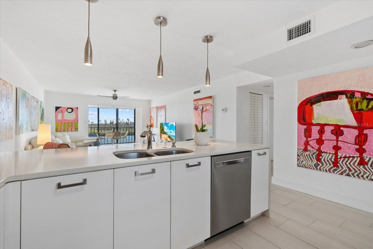 9393 Midnight Pass Road, Unit 606, Sarasota, FL 34242 Photo