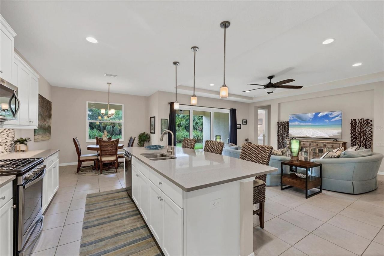 1038 Buttercup Glen, Bradenton, FL 34212 Photo