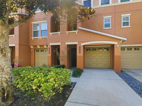 8666 MAJESTIC ELM COURT, Unit 8666, LAKEWOOD RANCH, FL 34202
