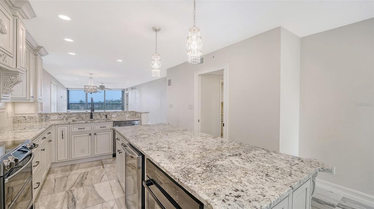 5740 Midnight Pass Road, Unit 307, Sarasota, FL 34242 Photo