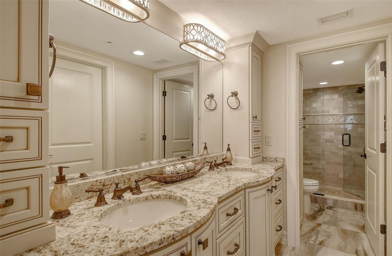 5740 Midnight Pass Road, Unit 307, Sarasota, FL 34242 Photo