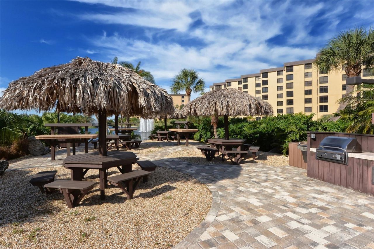 5740 Midnight Pass Road, Unit 307, Sarasota, FL 34242 Photo