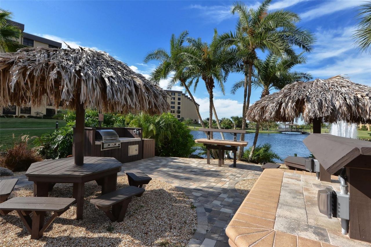 5740 Midnight Pass Road, Unit 307, Sarasota, FL 34242 Photo