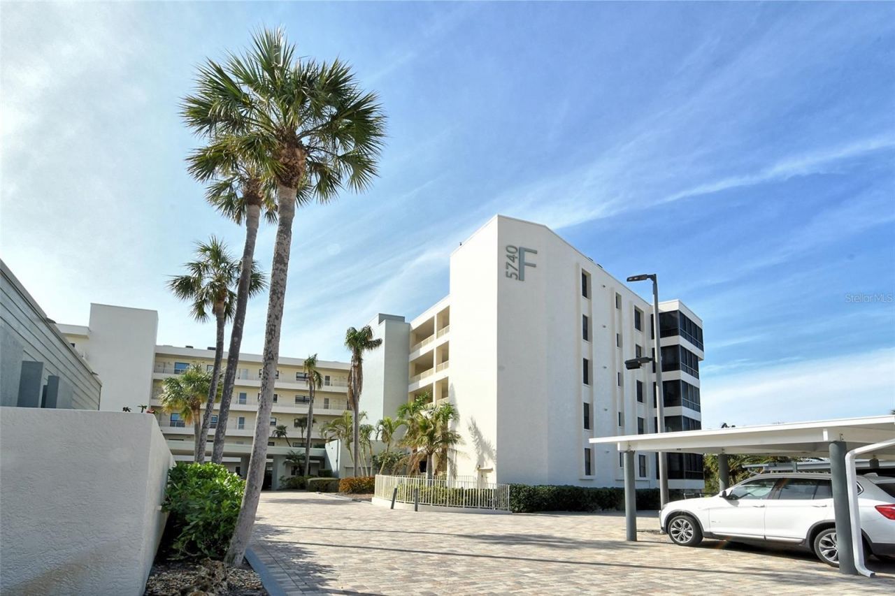 5740 Midnight Pass Road, Unit 307, Sarasota, FL 34242 Photo