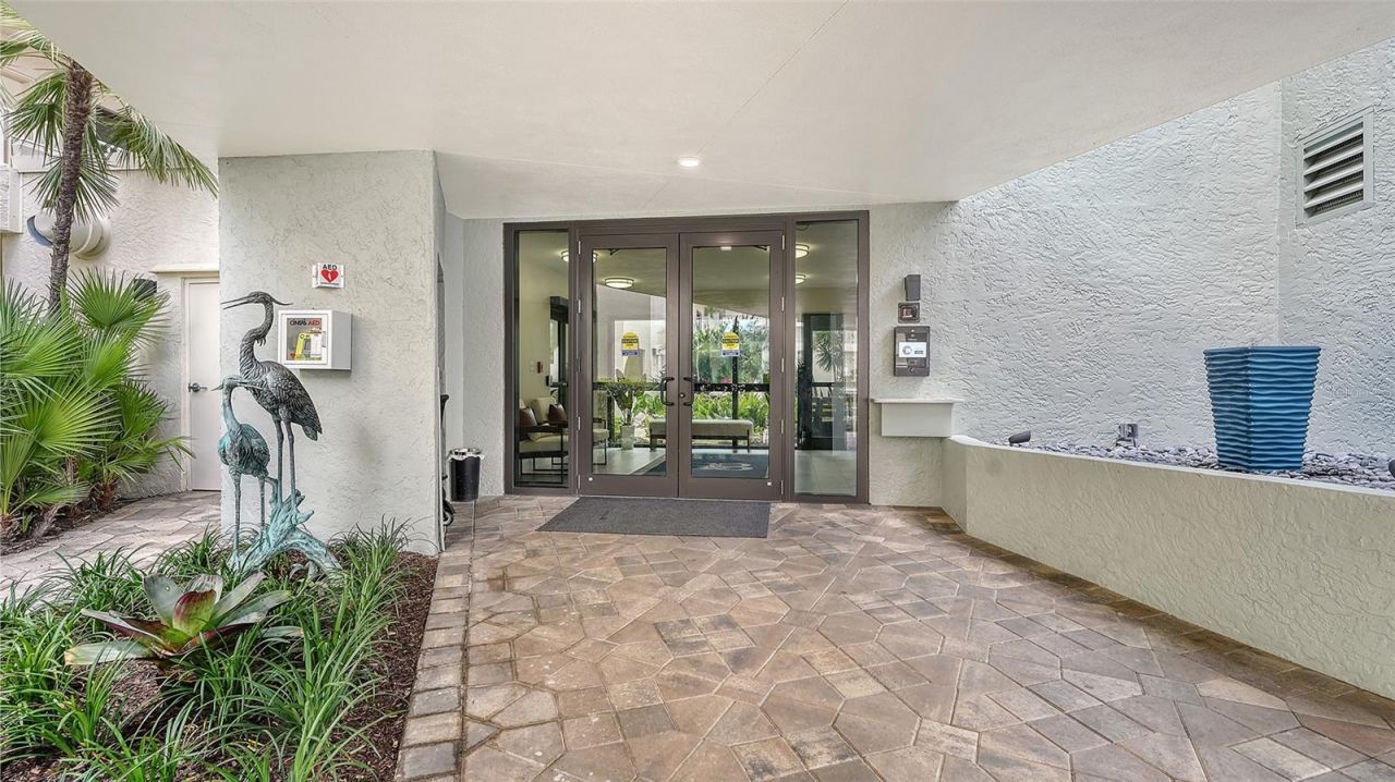5740 Midnight Pass Road, Unit 307, Sarasota, FL 34242 Photo