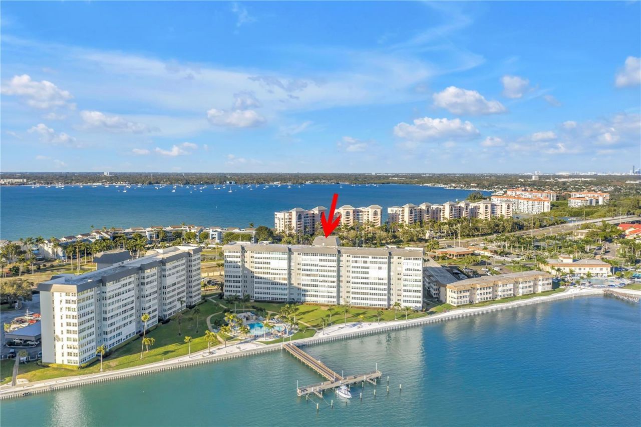 5108 Brittany Drive S, Unit 405, Saint Petersburg, FL 33715 Photo