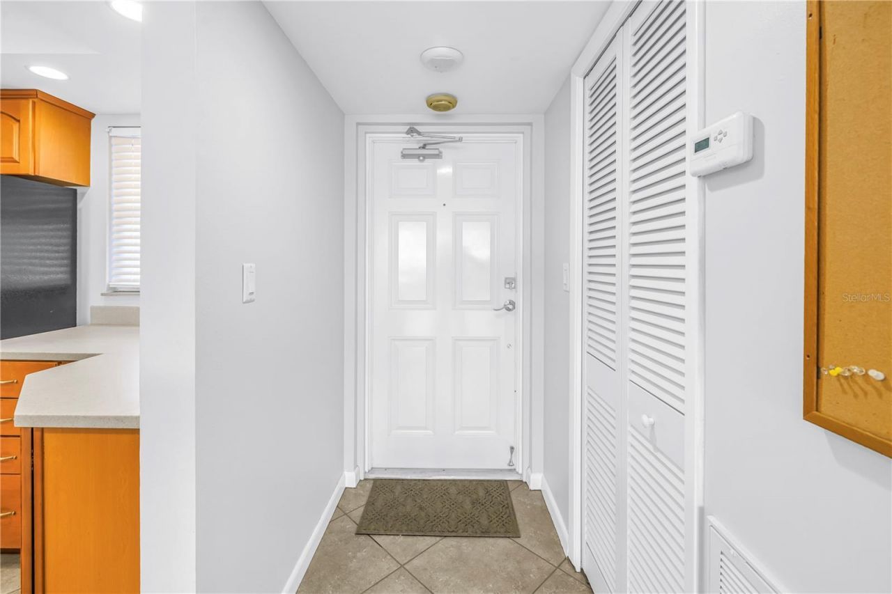 5108 Brittany Drive S, Unit 405, Saint Petersburg, FL 33715 Photo