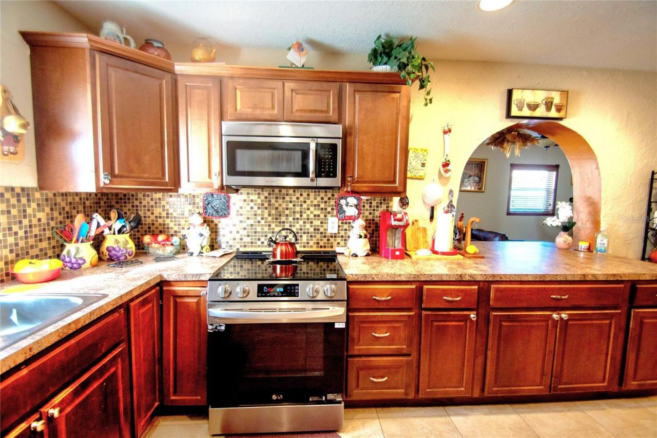 701 58th Avenue S, Saint Petersburg, FL 33705 Photo