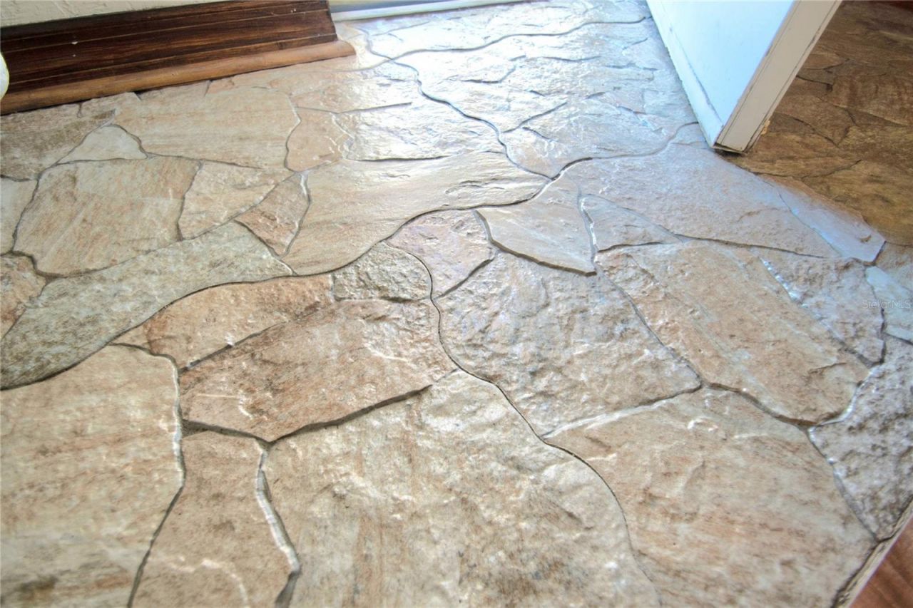 701 58th Avenue S, Saint Petersburg, FL 33705 Photo