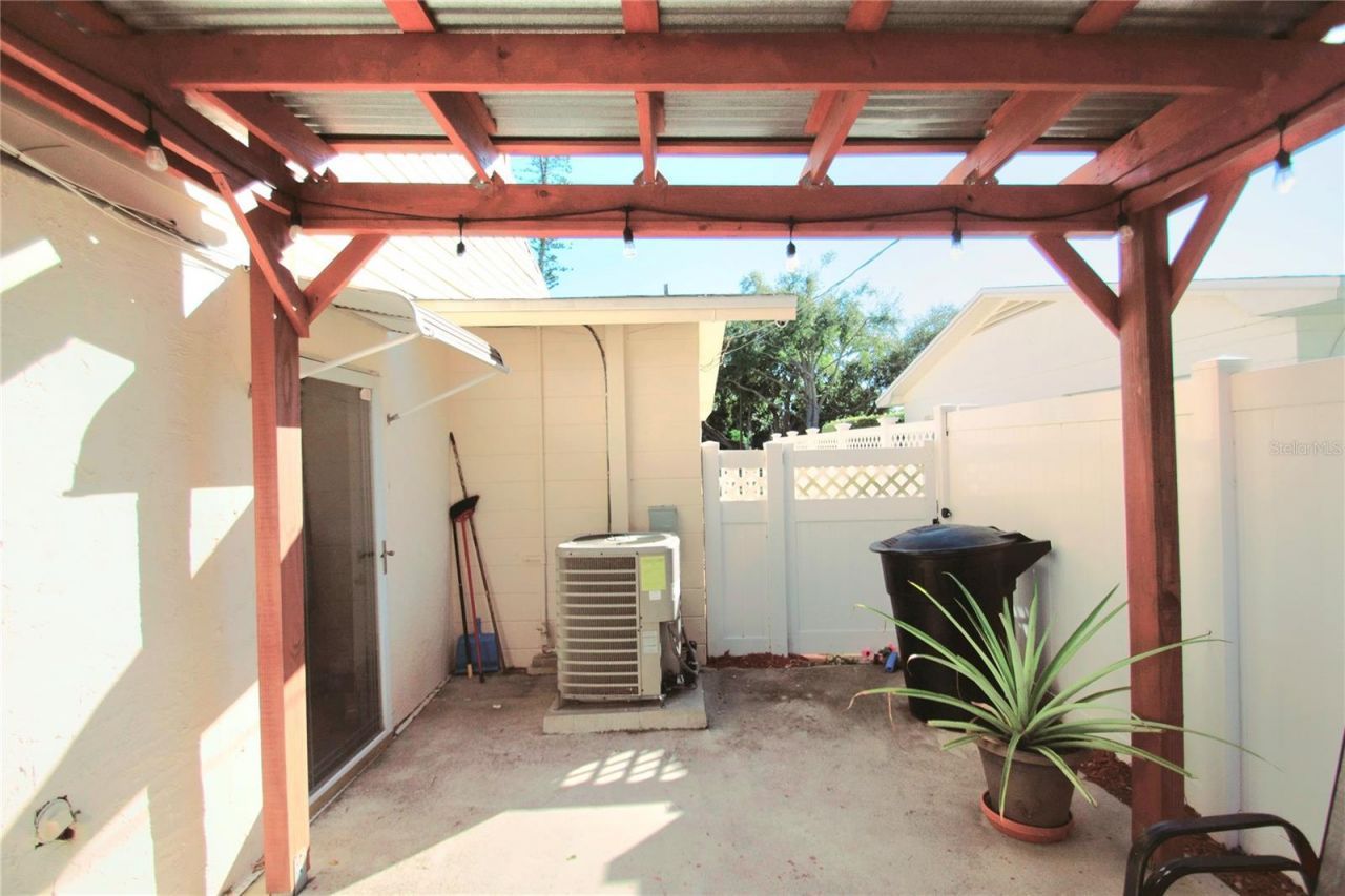 701 58th Avenue S, Saint Petersburg, FL 33705 Photo